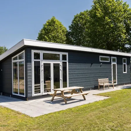 Lessenaar 22 | 6 Persoons In Holiday home *
