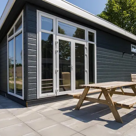 Lessenaar 22 | 6 Persoons In Holiday home *