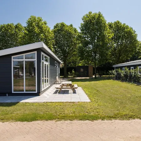 Lessenaar 22 | 6 Persoons In
