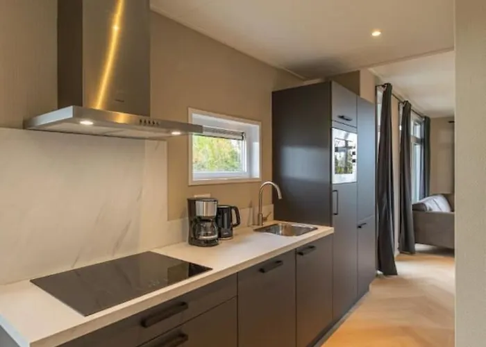 Lessenaar 22 I 6 Persoons De Betuwe Holiday home *