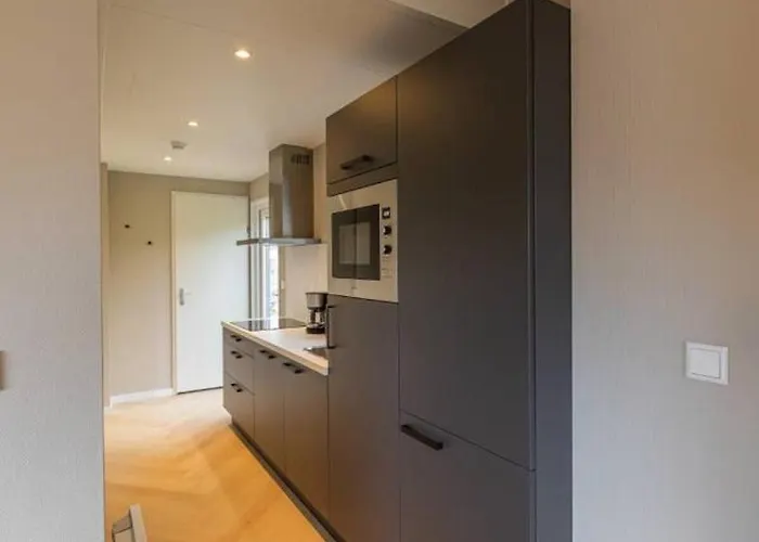 Lessenaar 22 I 6 Persoons De Betuwe * Zennewijnen