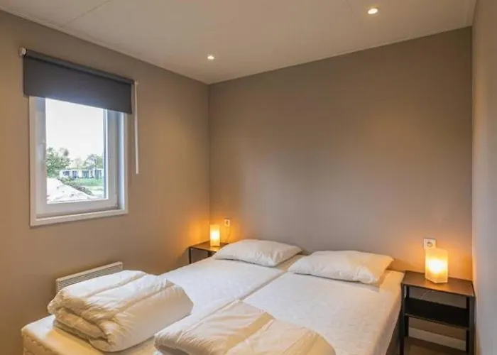 Lessenaar 22 I 6 Persoons De Betuwe Holiday home Zennewijnen